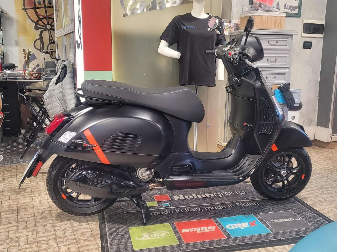 Vespa GTS Super Sport 300 Abs/Asr