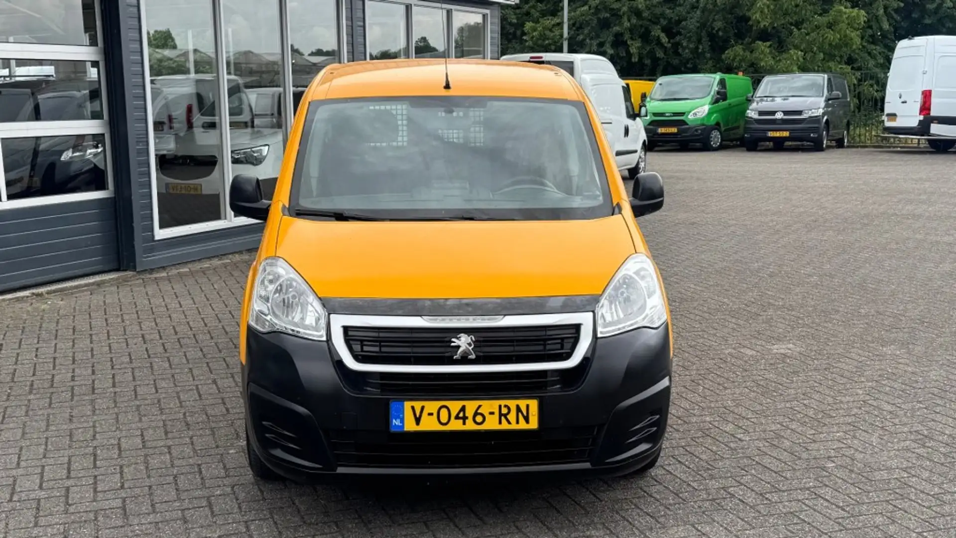 Peugeot Partner 1.6 HDI 55KW 75PK EURO 6 AIRCO/ CRUISE CONTROL/ SC Geel - 2