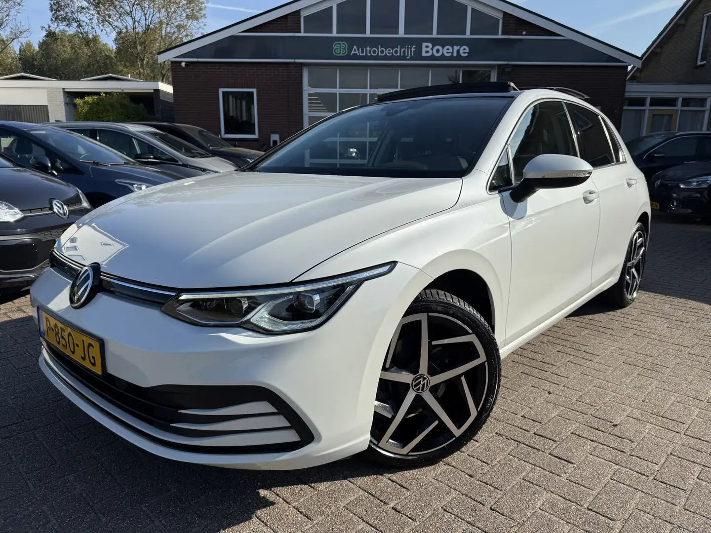 Volkswagen Golf 1.5 TSI Life Panoramadak, 18''Lmv, Winterpakket Blanc - 1
