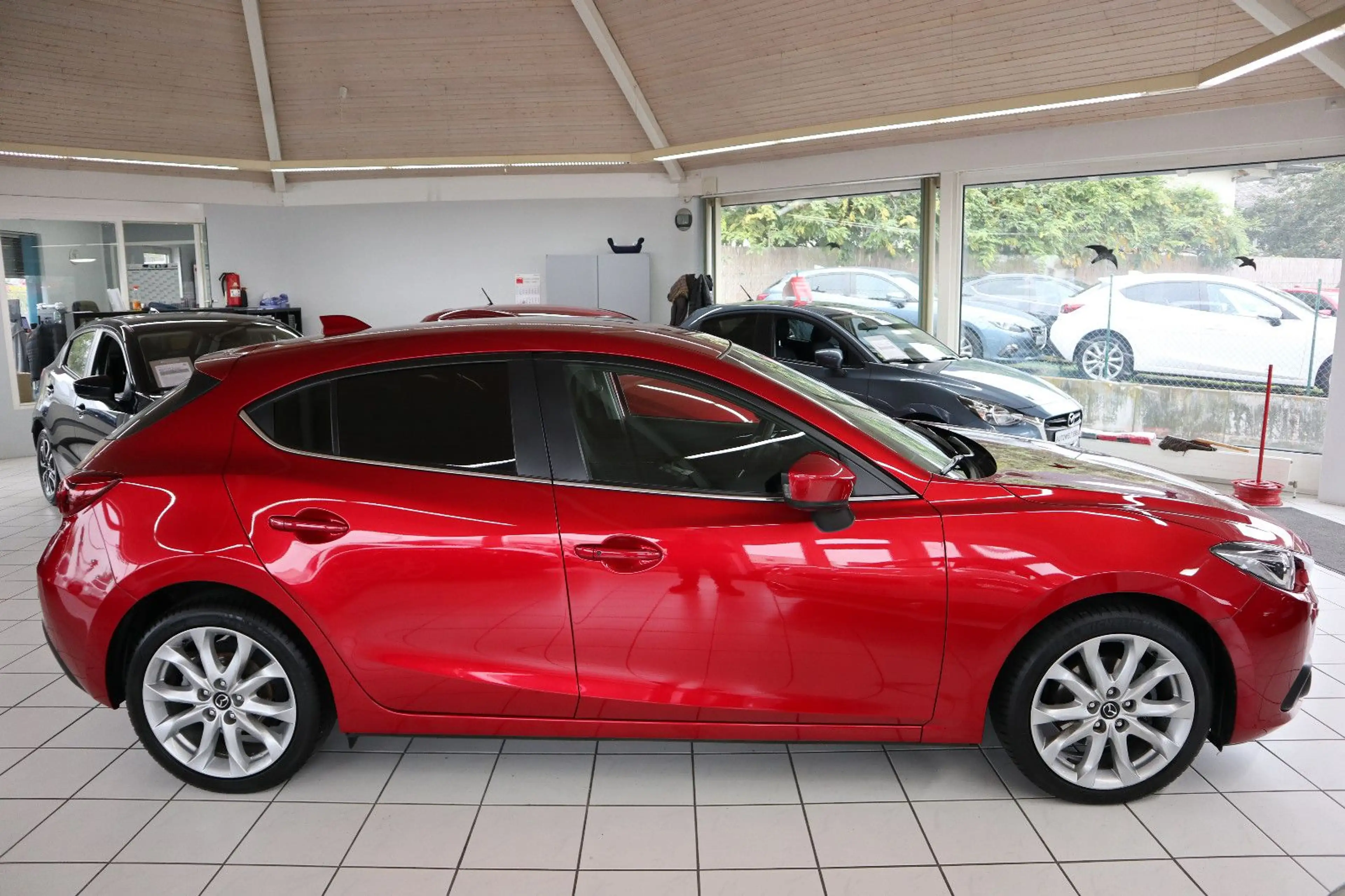 Mazda 3 Lim.*120PS*NAVI*BOSE*XENON*INSP. NEU*1. HAND* — photo 5