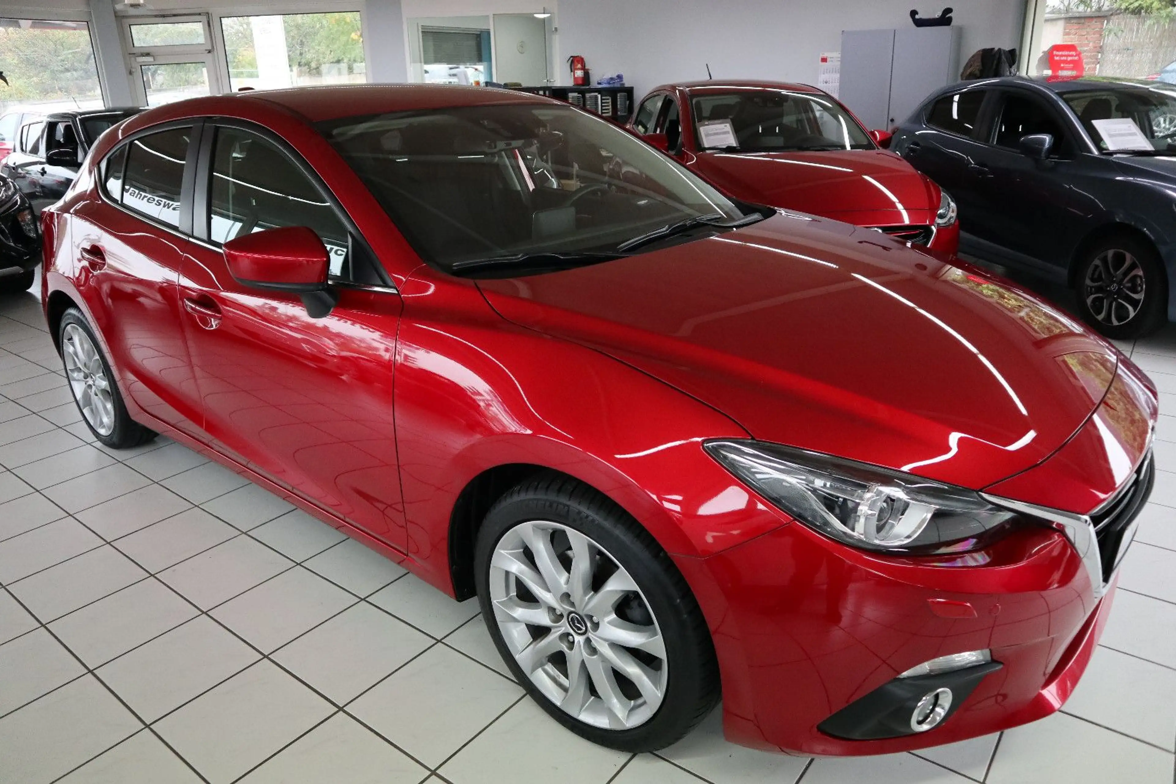 Mazda 3 Lim.*120PS*NAVI*BOSE*XENON*INSP. NEU*1. HAND* — photo 3