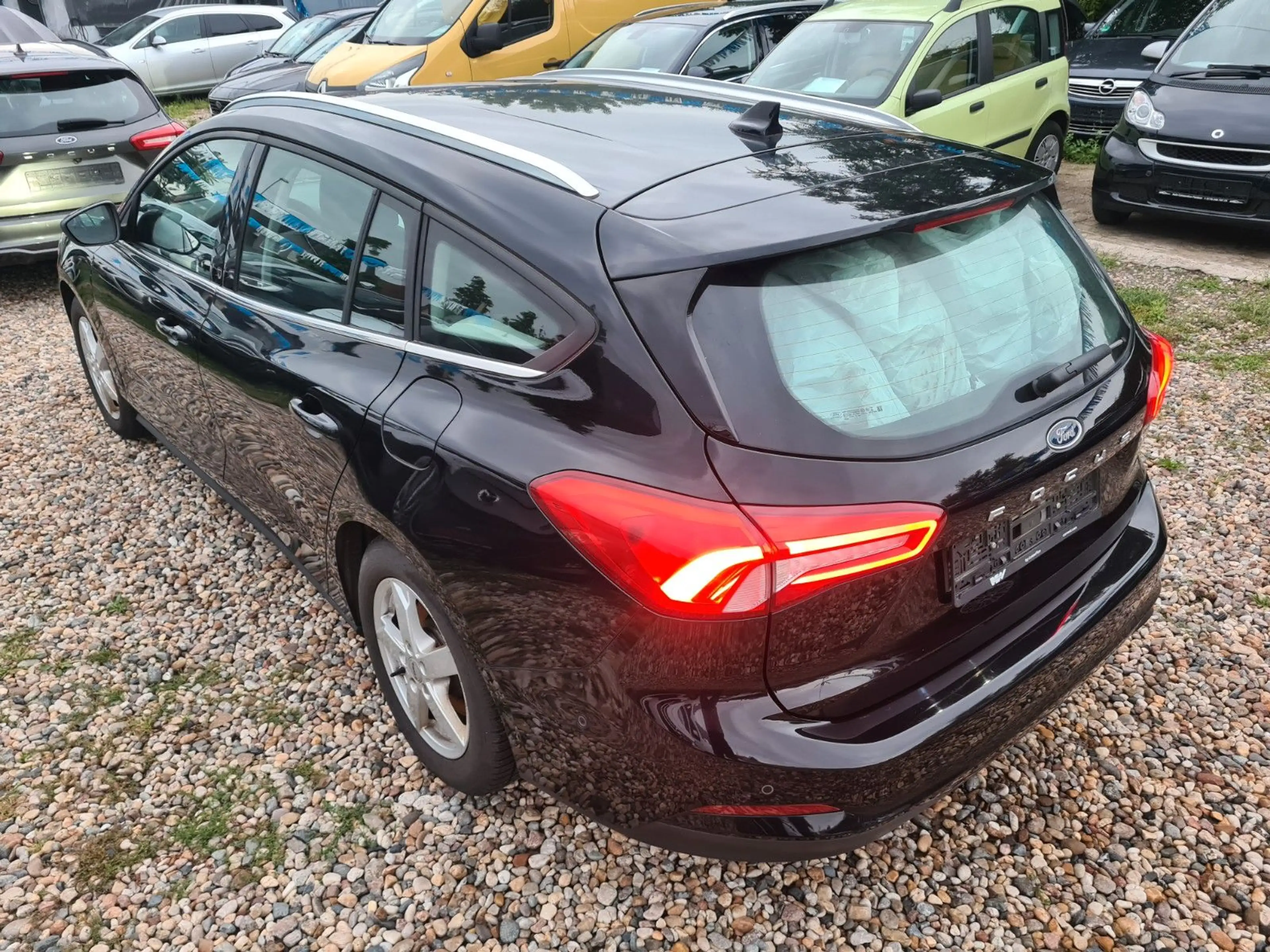 Ford Focus Turnier 1.5 88 KW ECOBLUE  TOP AUSSTAT. — photo 2