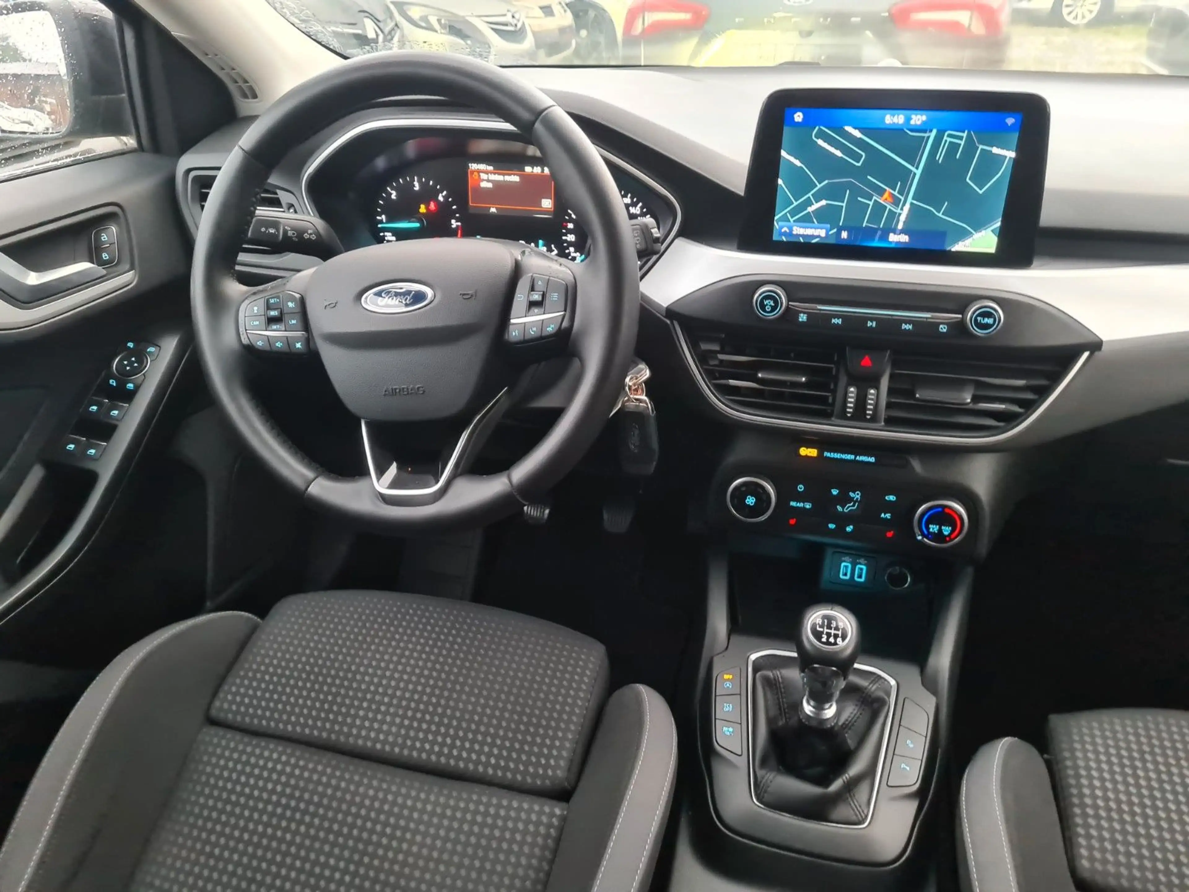 Ford Focus Turnier 1.5 88 KW ECOBLUE  TOP AUSSTAT. — photo 5