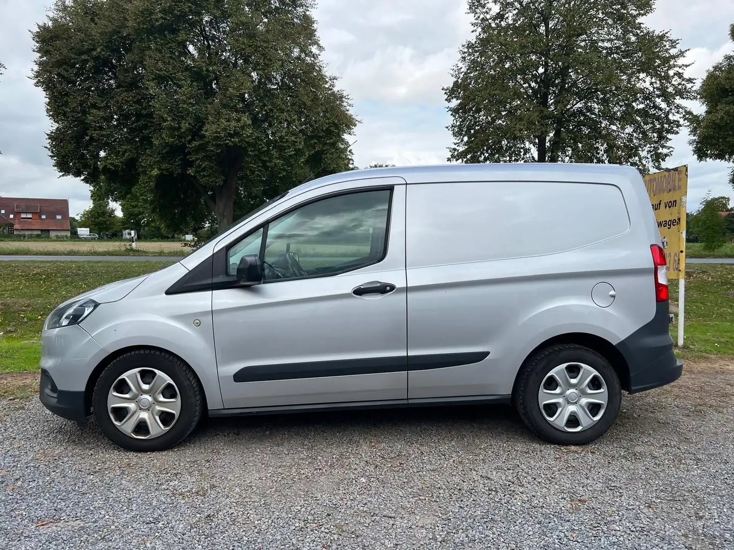 Ford Transit Courier Trend*Klima*96Tkm*19%MwSt* Silber - 2
