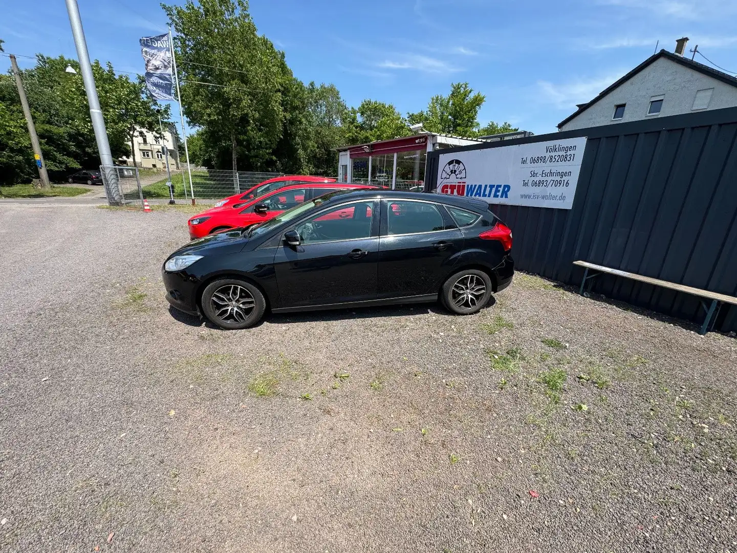 Ford Focus 1,0 Insp/beide Zahnriemen/Tüv Neu Schwarz - 2