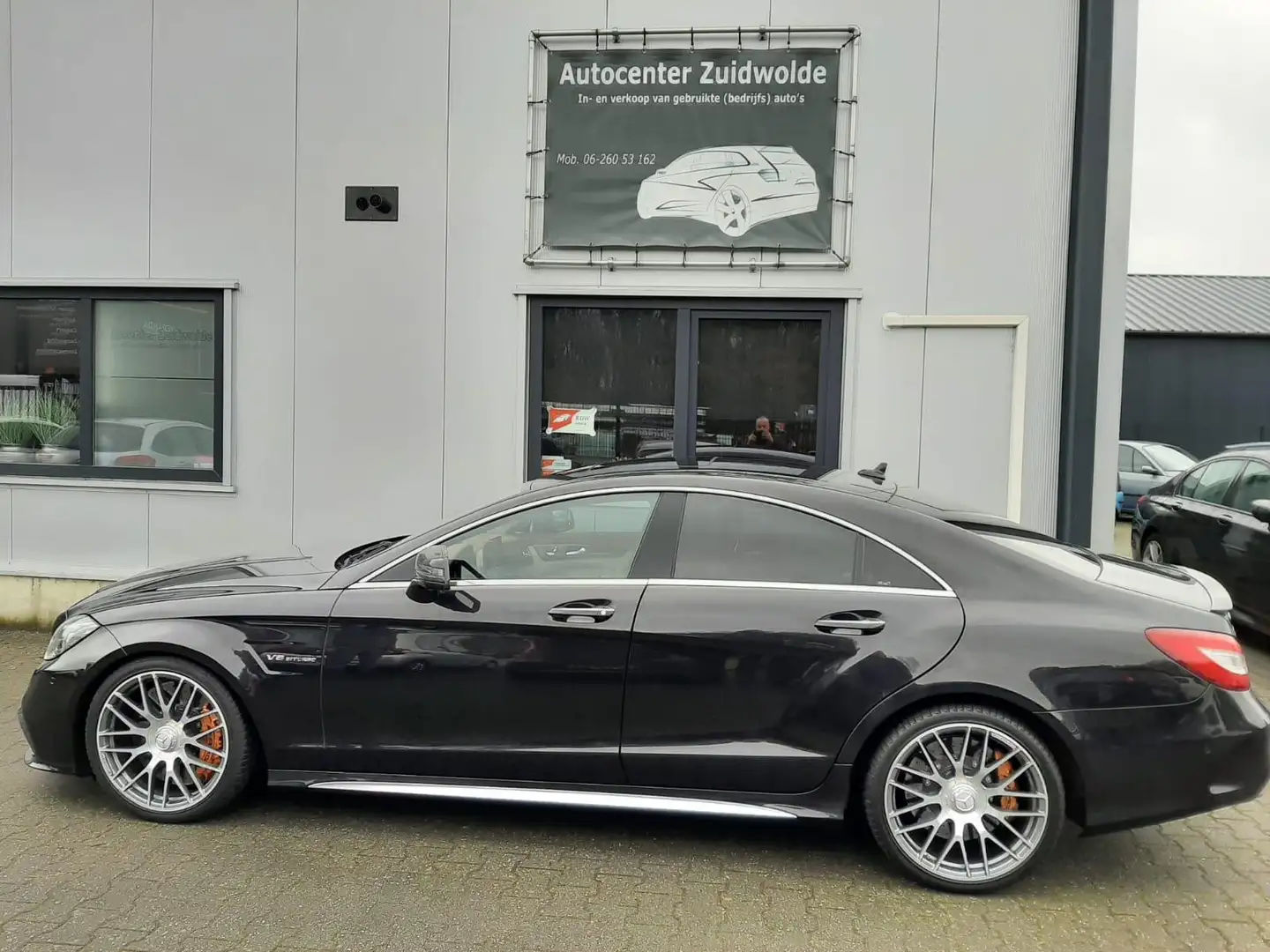 Mercedes-Benz CLS 63 AMG S 4MATIC 585 pk vol carbon Schwarz - 2
