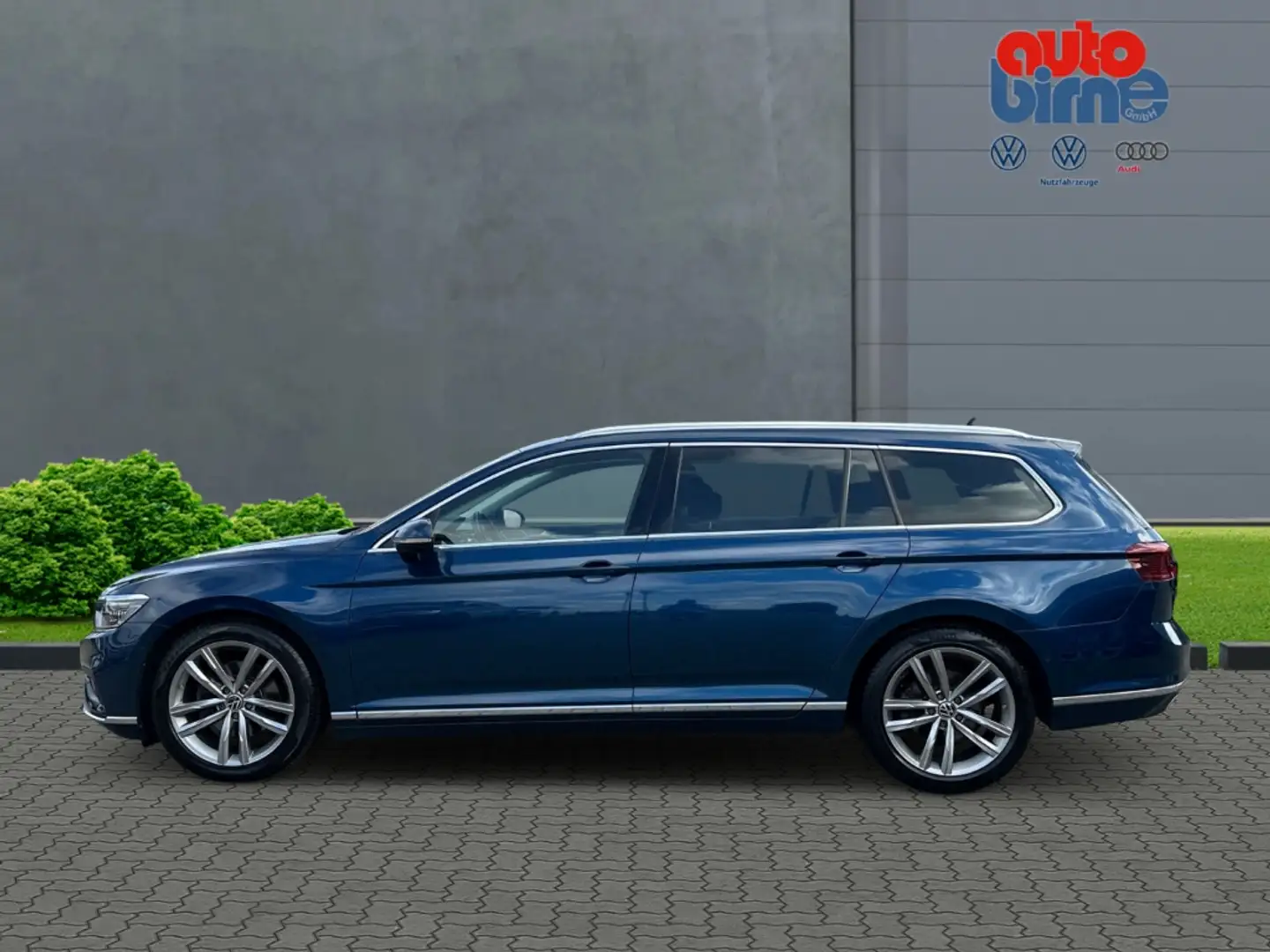 Volkswagen Passat Variant Elegance 2.0 TSI HUD StandHZG AHK  Sportpaket Navi Bleu - 2