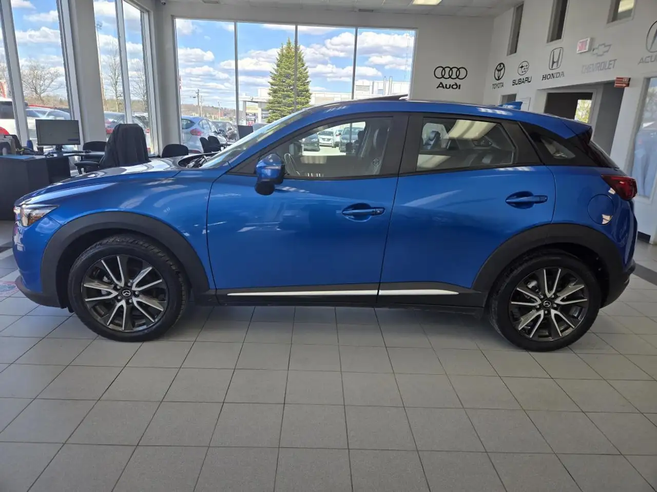 Mazda CX-3 снимка Mazda CX-3