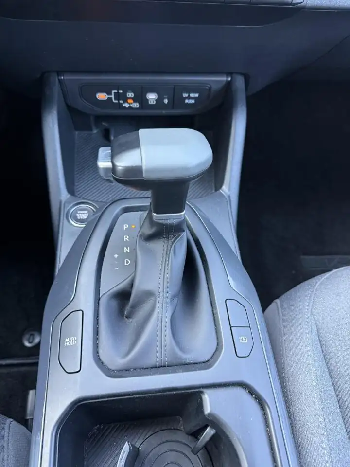 Kia K4 снимка Kia K4