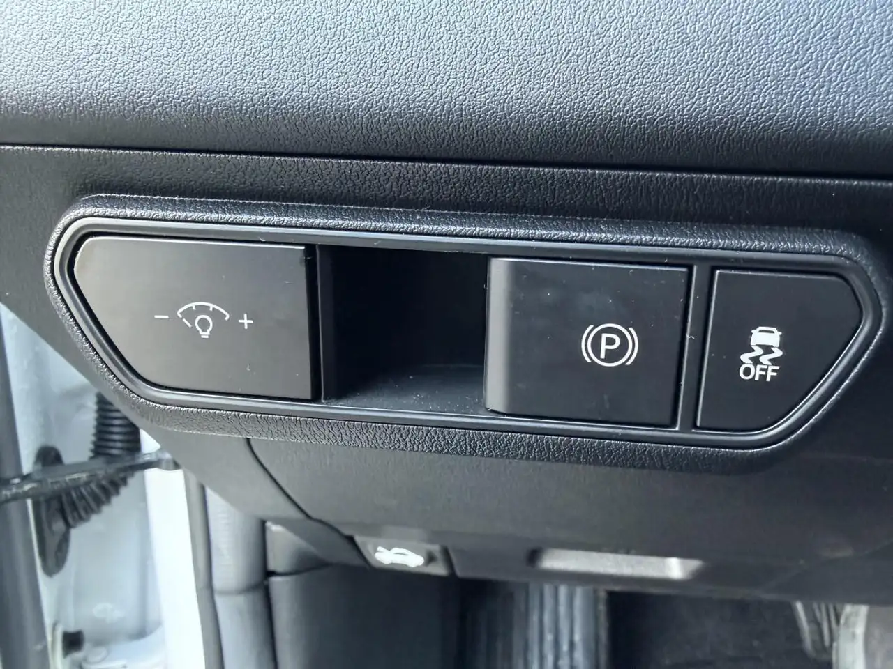 Kia K4 снимка Kia K4