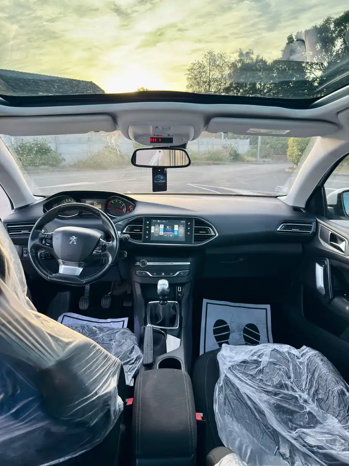 Peugeot 308 308 — photo 9