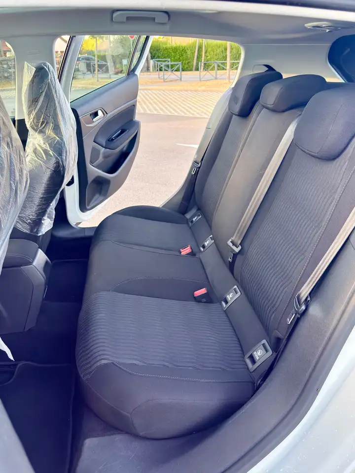 Peugeot 308 308 — photo 10