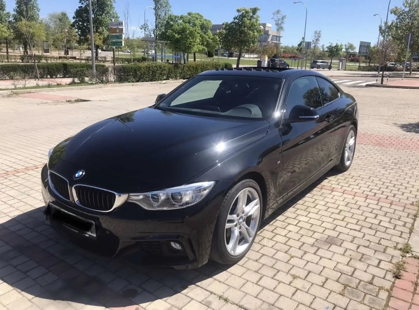 BMW 430 430i Coupé - 1