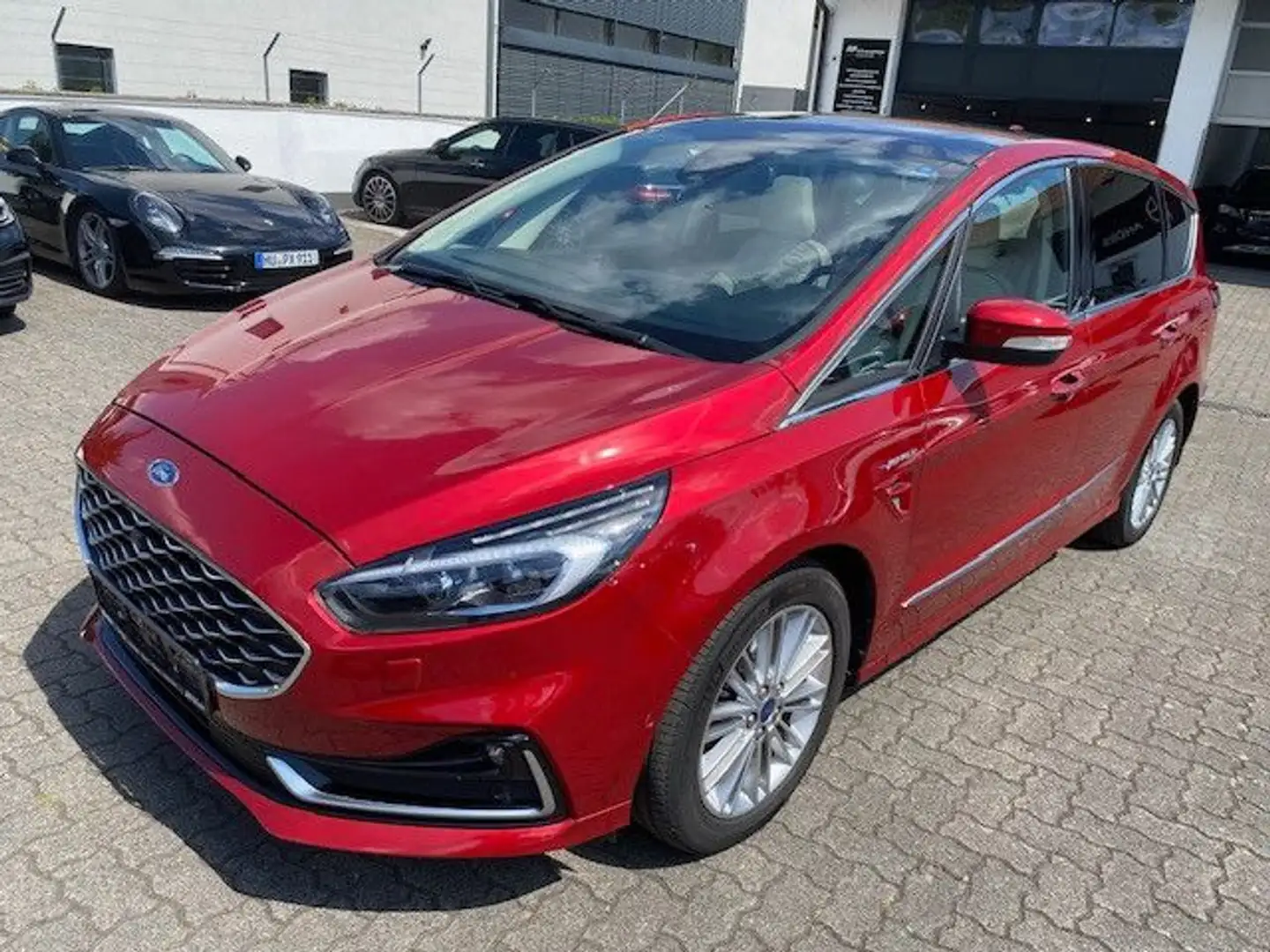 Ford S-Max S-MAX Vignale AHKs STHZ LEDER PANO KAM. LED Rouge - 1