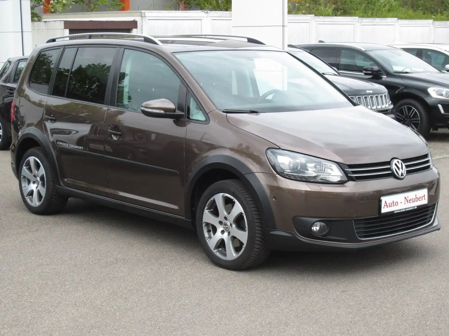 Volkswagen Touran CrossTouran 1.4TSI *Automatik*Navi*Xenon*PDC*SHZ Brun - 1