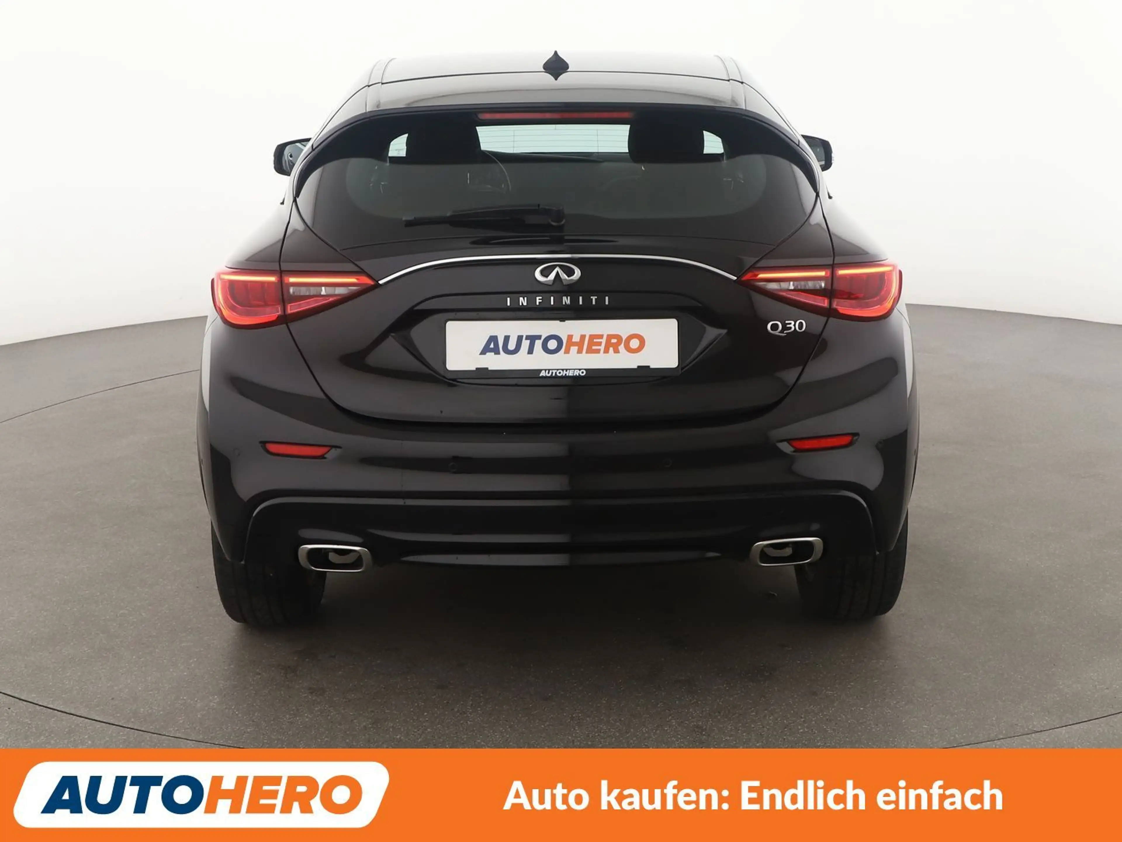 Infiniti Q30 2.2 Diesel Aut.*NAVI*XENON*360*TEMPO* — photo 5