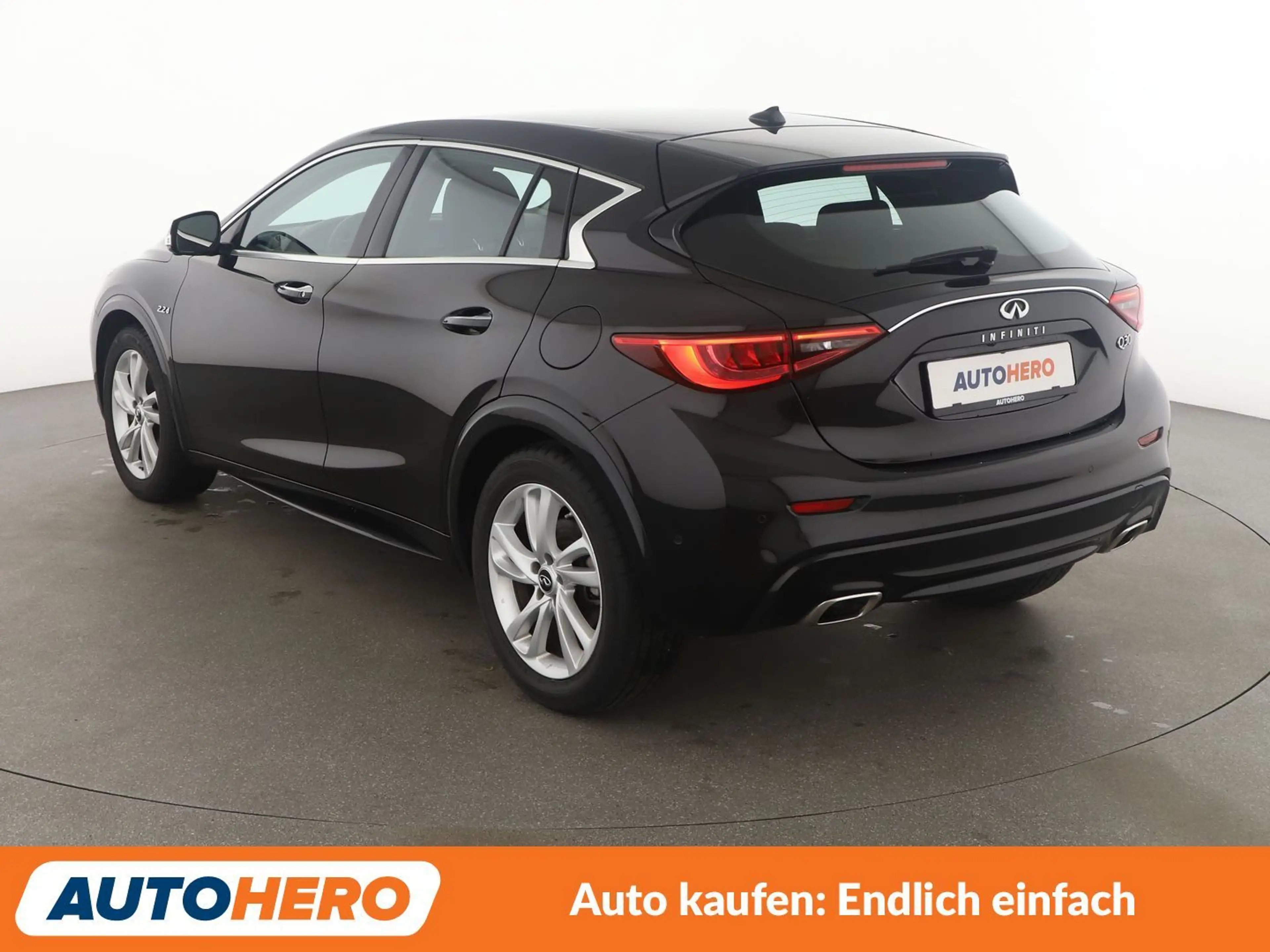 Infiniti Q30 2.2 Diesel Aut.*NAVI*XENON*360*TEMPO* — photo 4