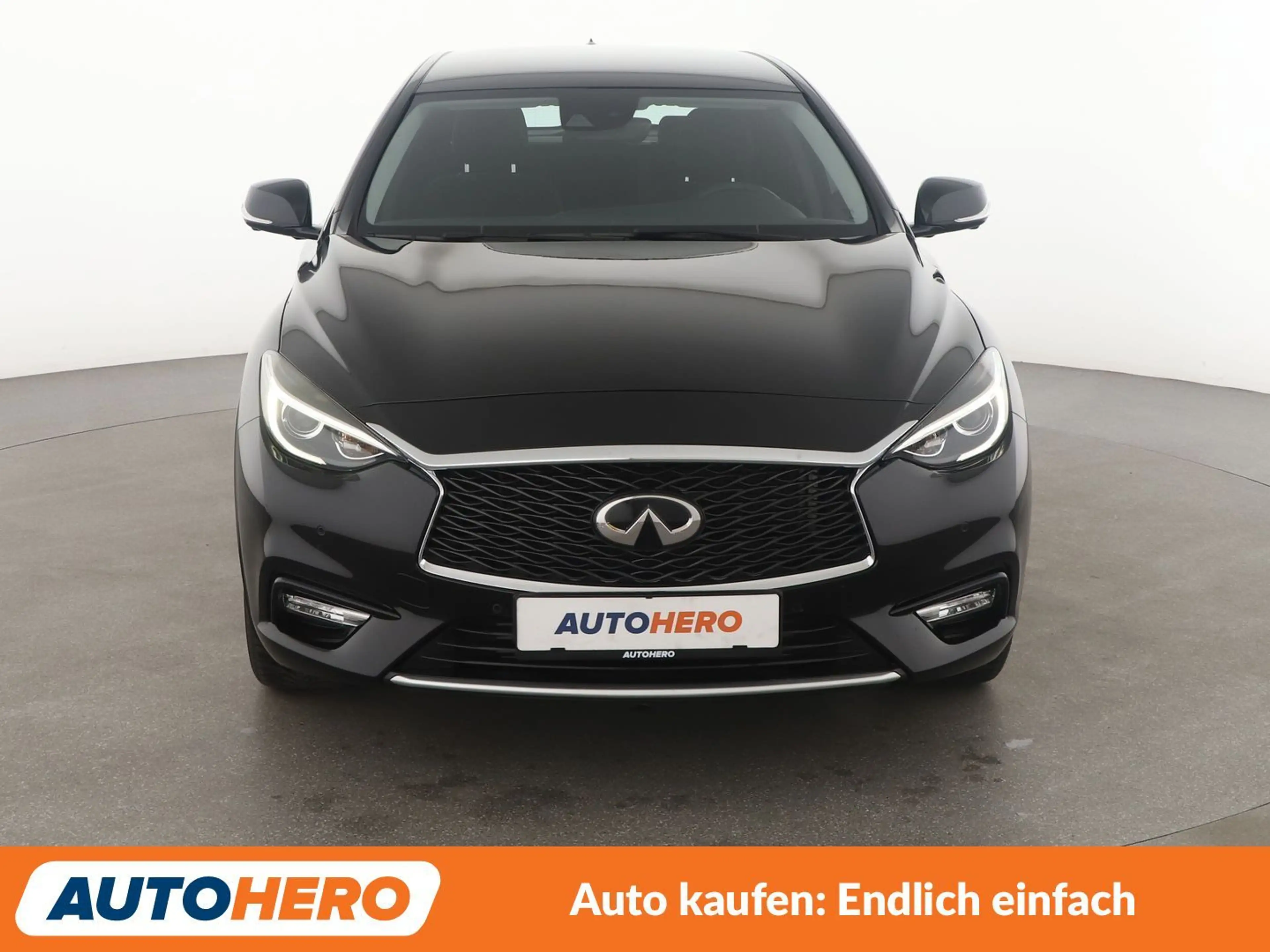 Infiniti Q30 2.2 Diesel Aut.*NAVI*XENON*360*TEMPO* — photo 9