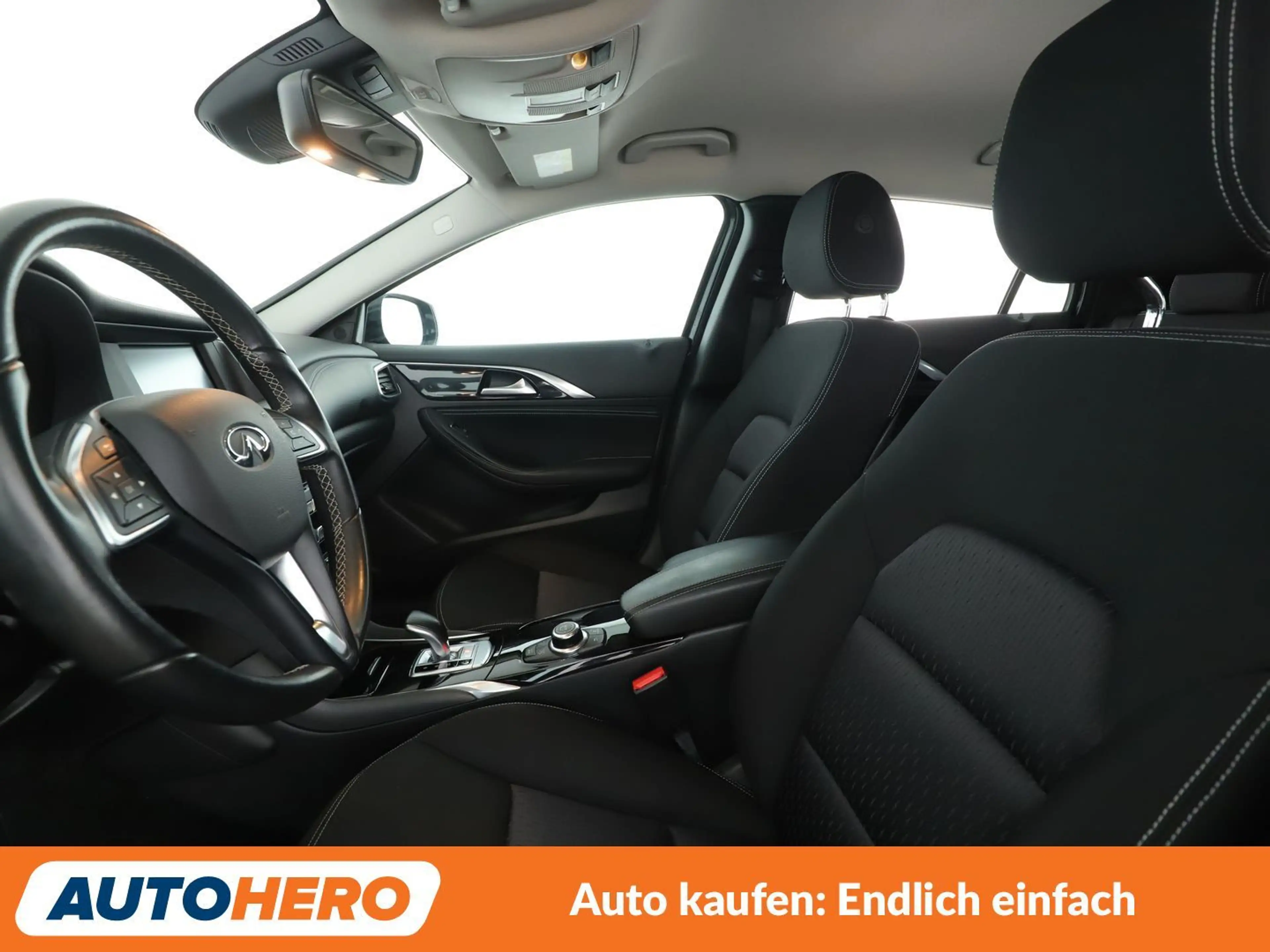 Infiniti Q30 2.2 Diesel Aut.*NAVI*XENON*360*TEMPO* — photo 10