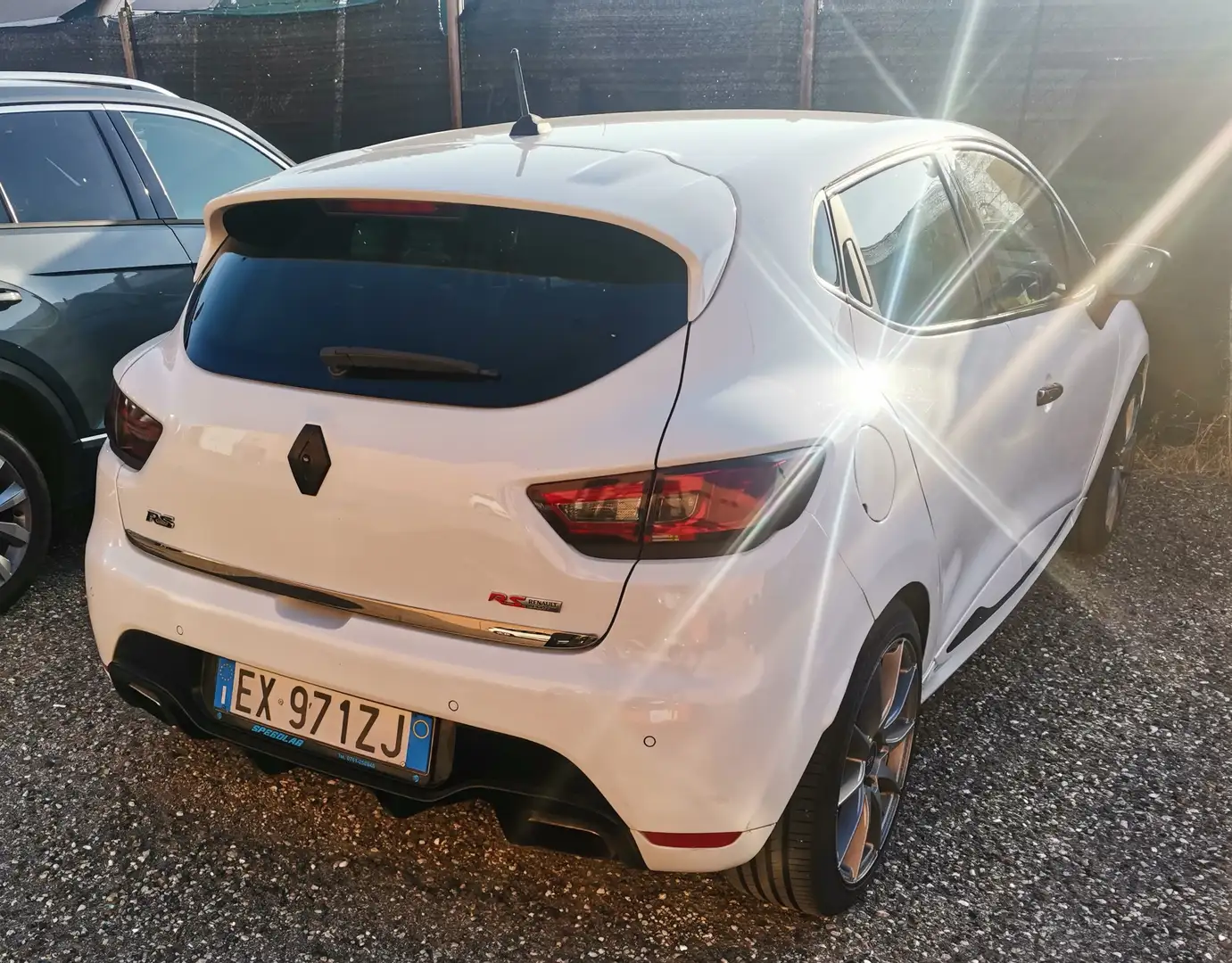 Renault Clio Clio IV 2012 5p 1.6 16v RS 200cv edc Wit - 2