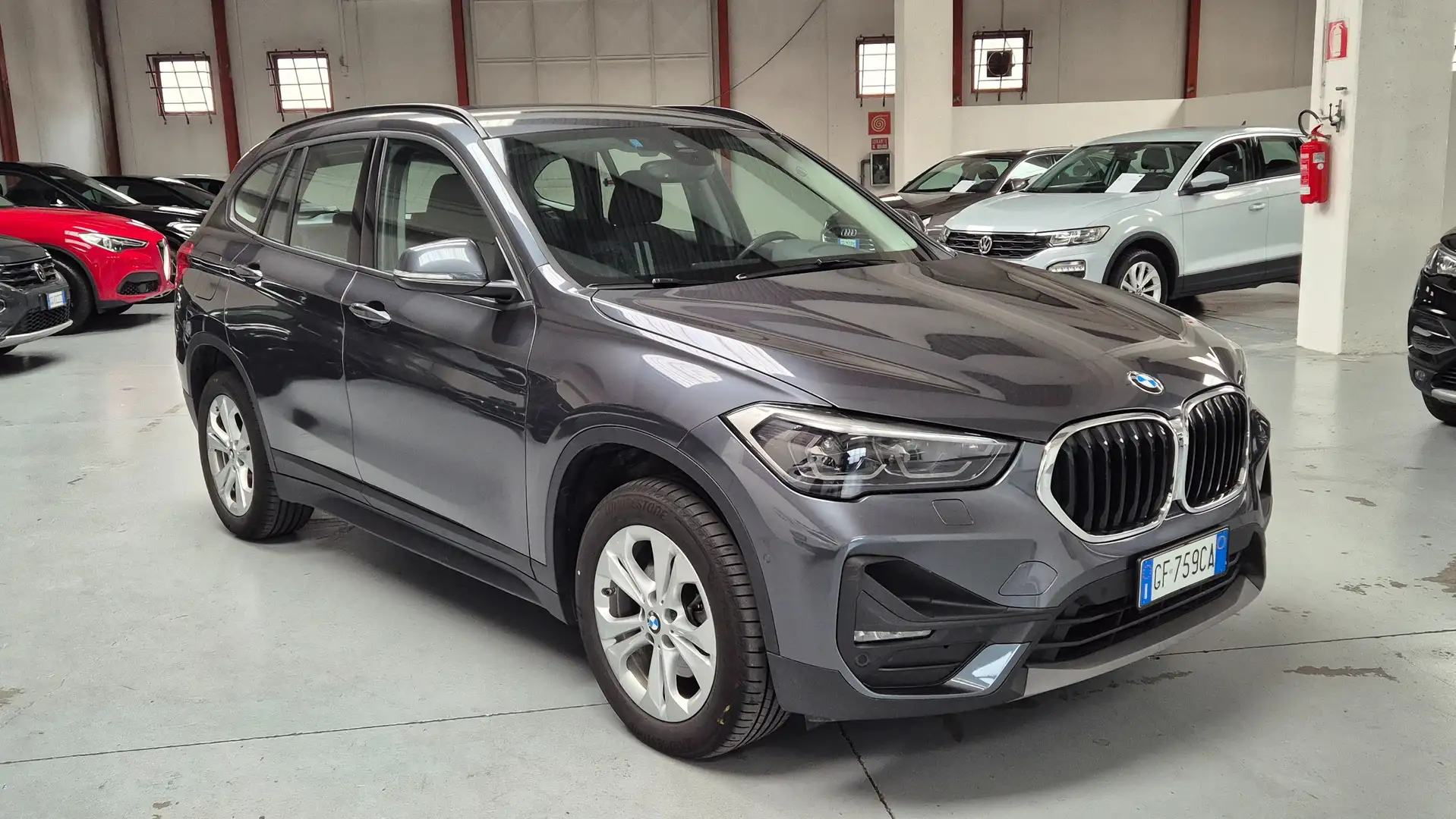 BMW X1 xdrive18d 150CV -SEDILI SPORT-FULL LED-TELECAMERA Grigio - 2