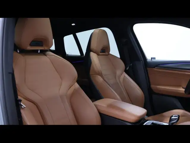 BMW X4 view 13