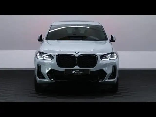 BMW X4 view 2