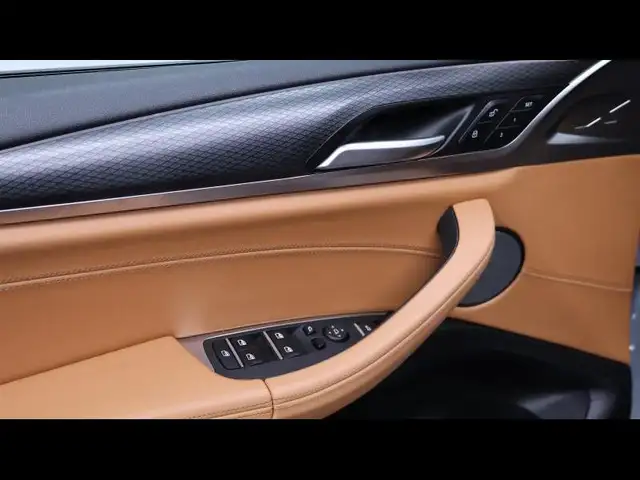 BMW X4 view 27