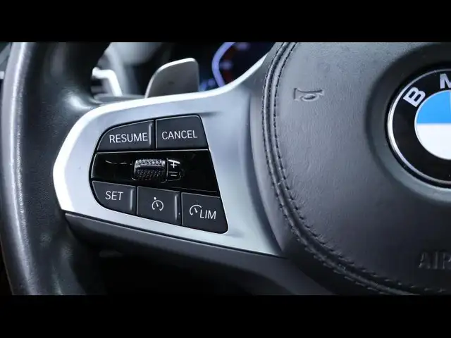 BMW X4 view 18