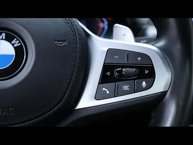 BMW X4 view 19