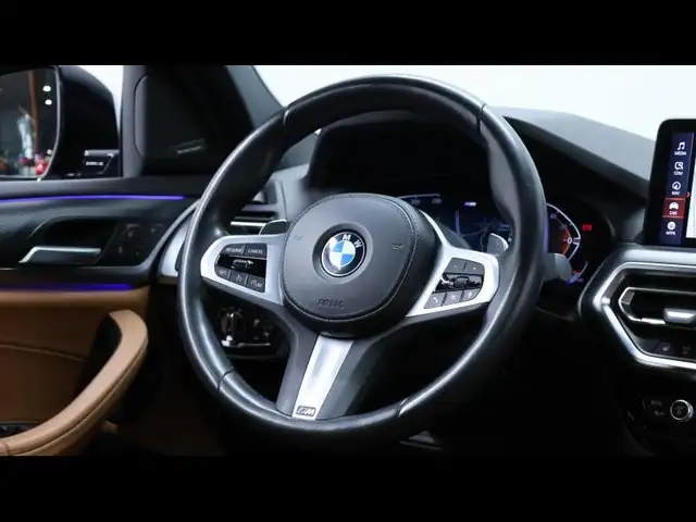 BMW X4 view 17