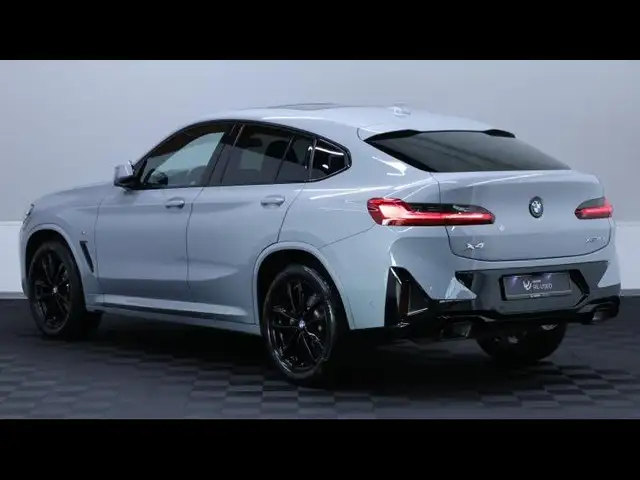 BMW X4 view 7