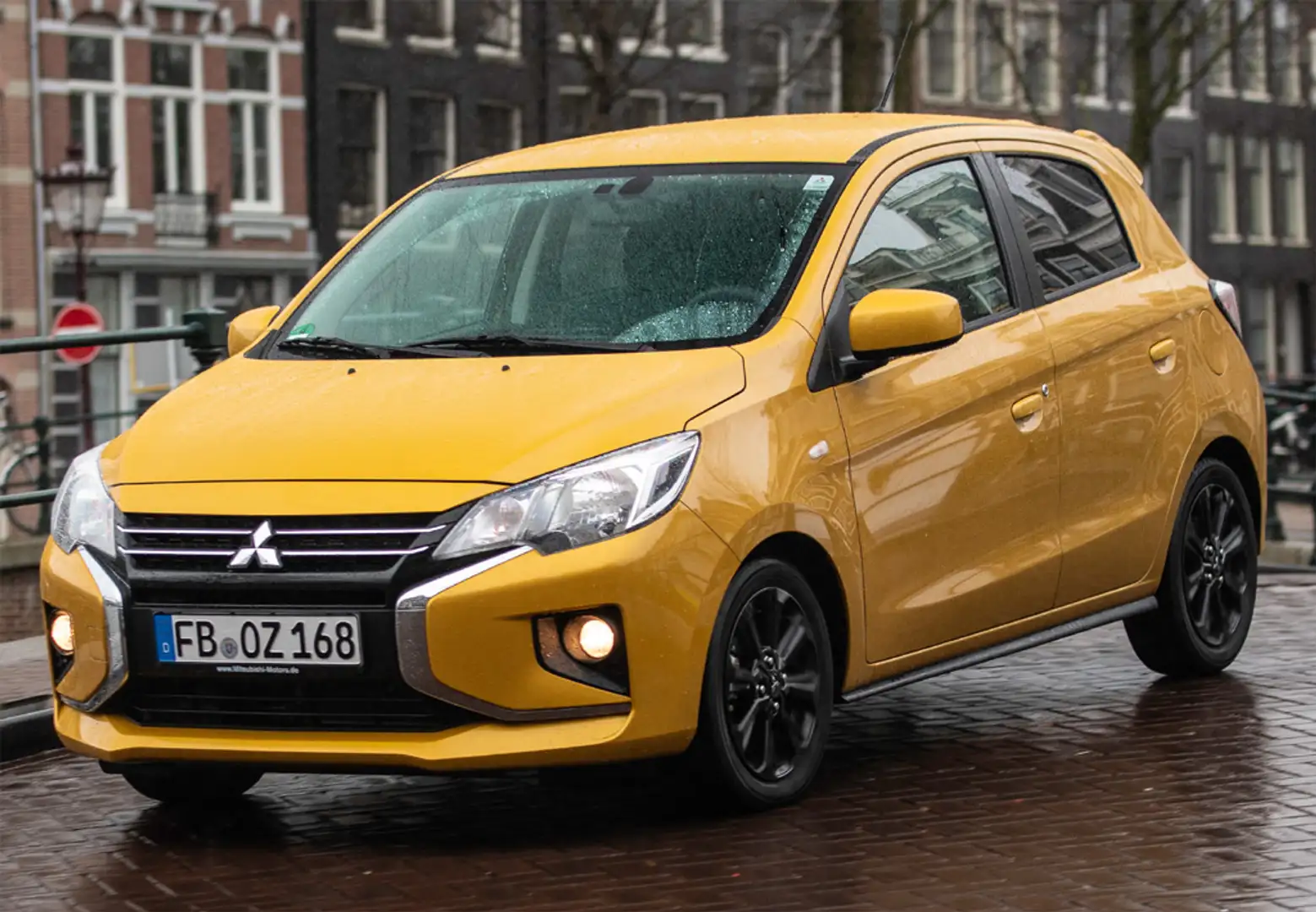 Mitsubishi Space Star 120 MPI Motion Negro - 1