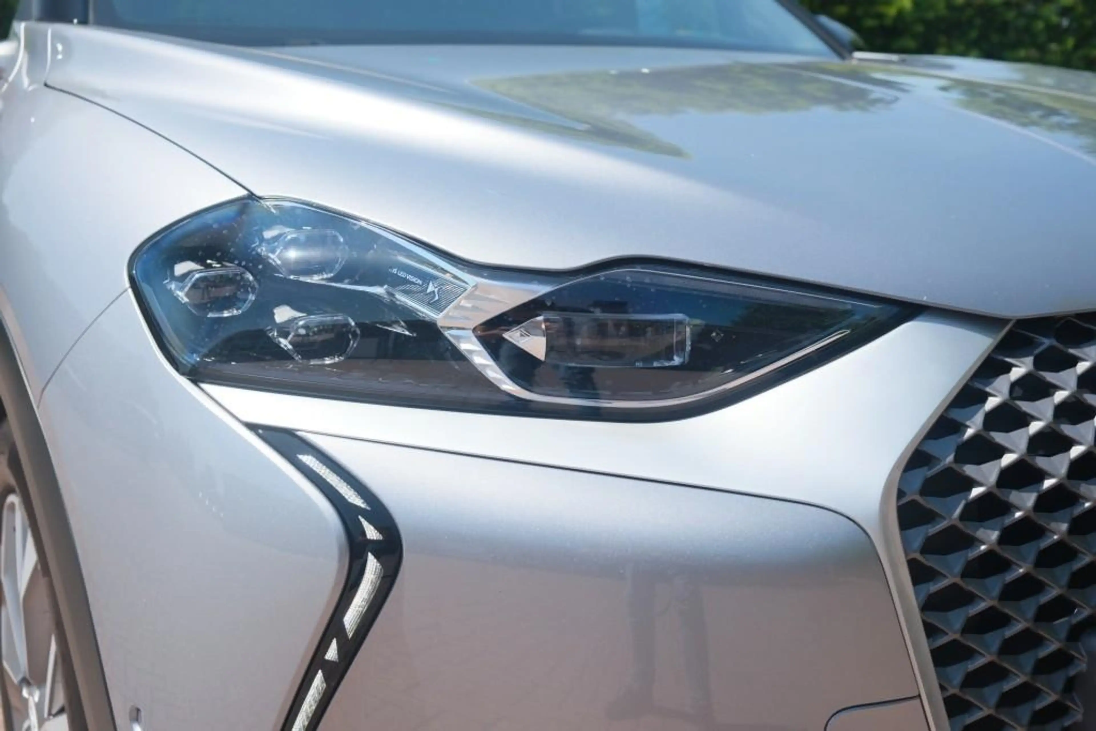 DS Automobiles DS 3 Crossback E-Tense 50 kWh La Premiere | SOH 87% | Navi | App — photo 2