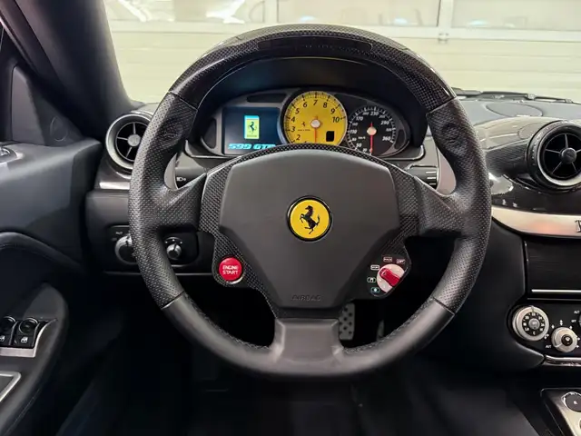 Ferrari 599 599 GTB F1 Carbon Rosso Corsa Racing Seats V12 Ansicht 33