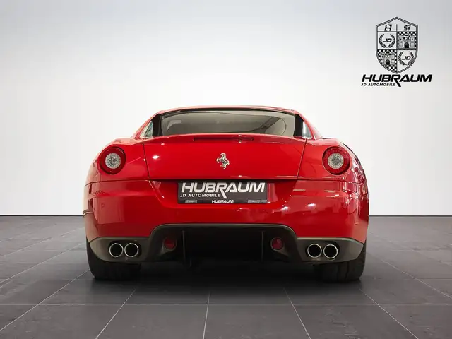 Ferrari 599 view 6