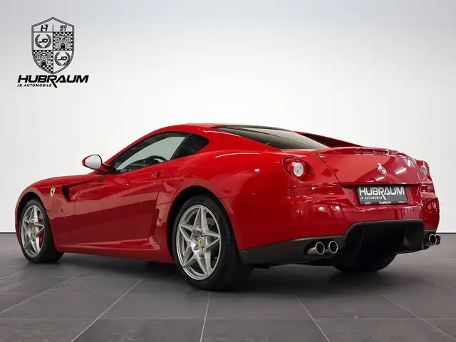 Ferrari 599 view 7