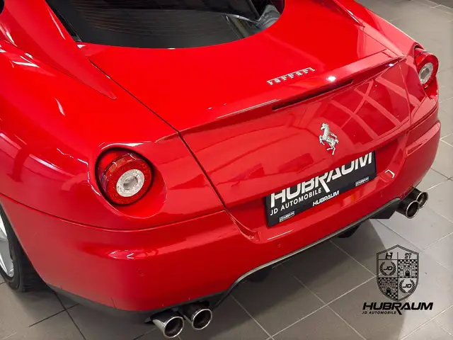 Ferrari 599 view 14