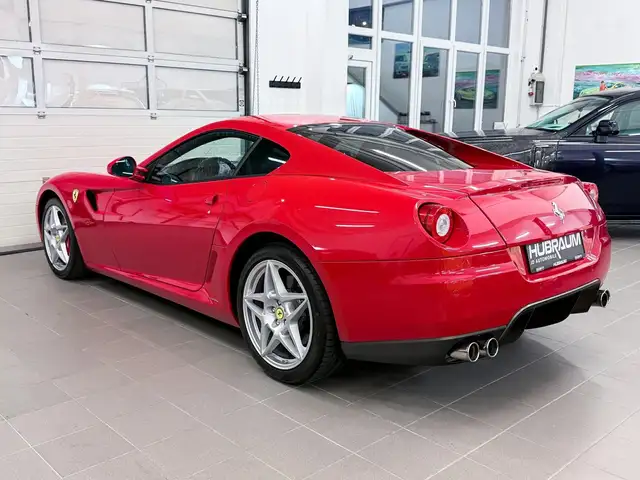 Ferrari 599 599 GTB F1 Carbon Rosso Corsa Racing Seats V12 Ansicht 11