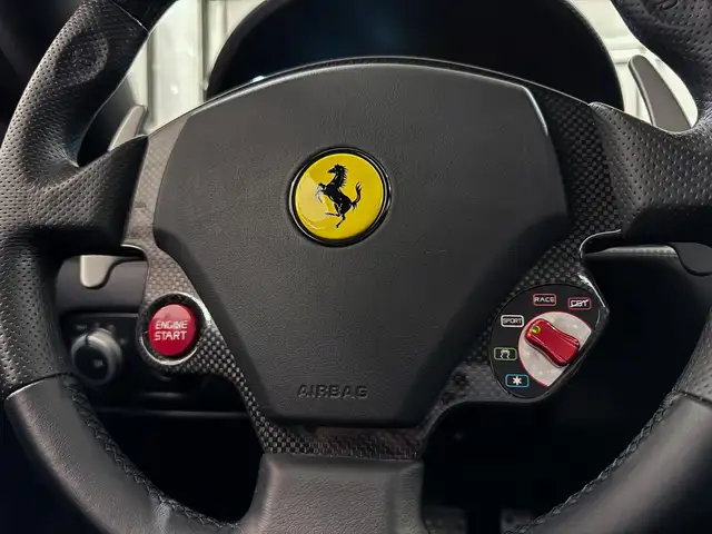 Ferrari 599 599 GTB F1 Carbon Rosso Corsa Racing Seats V12 Ansicht 34