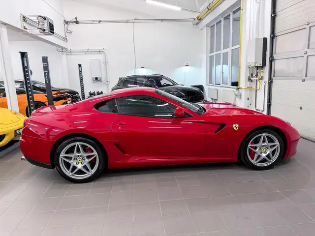 Ferrari 599 599 GTB F1 Carbon Rosso Corsa Racing Seats V12 Ansicht 19