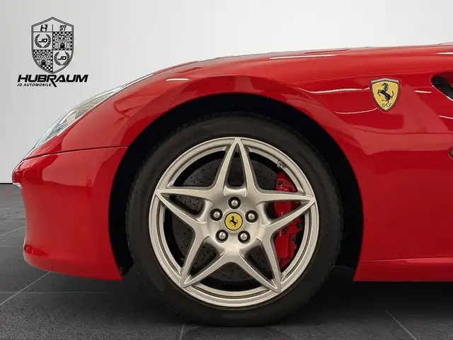 Ferrari 599 view 10