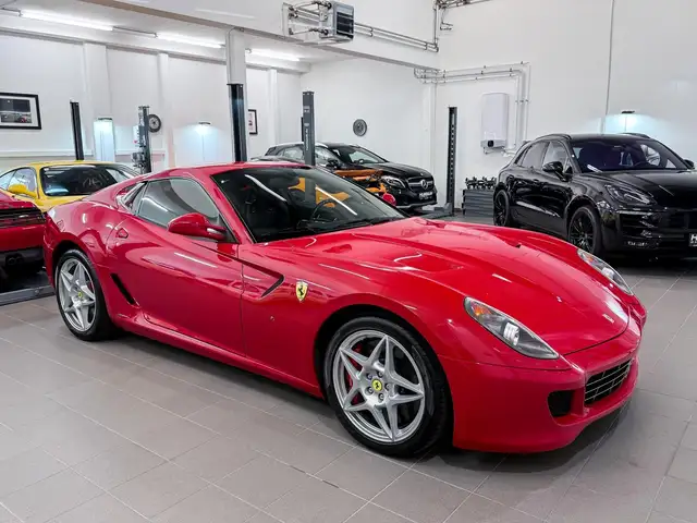 Ferrari 599 599 GTB F1 Carbon Rosso Corsa Racing Seats V12 Ansicht 20