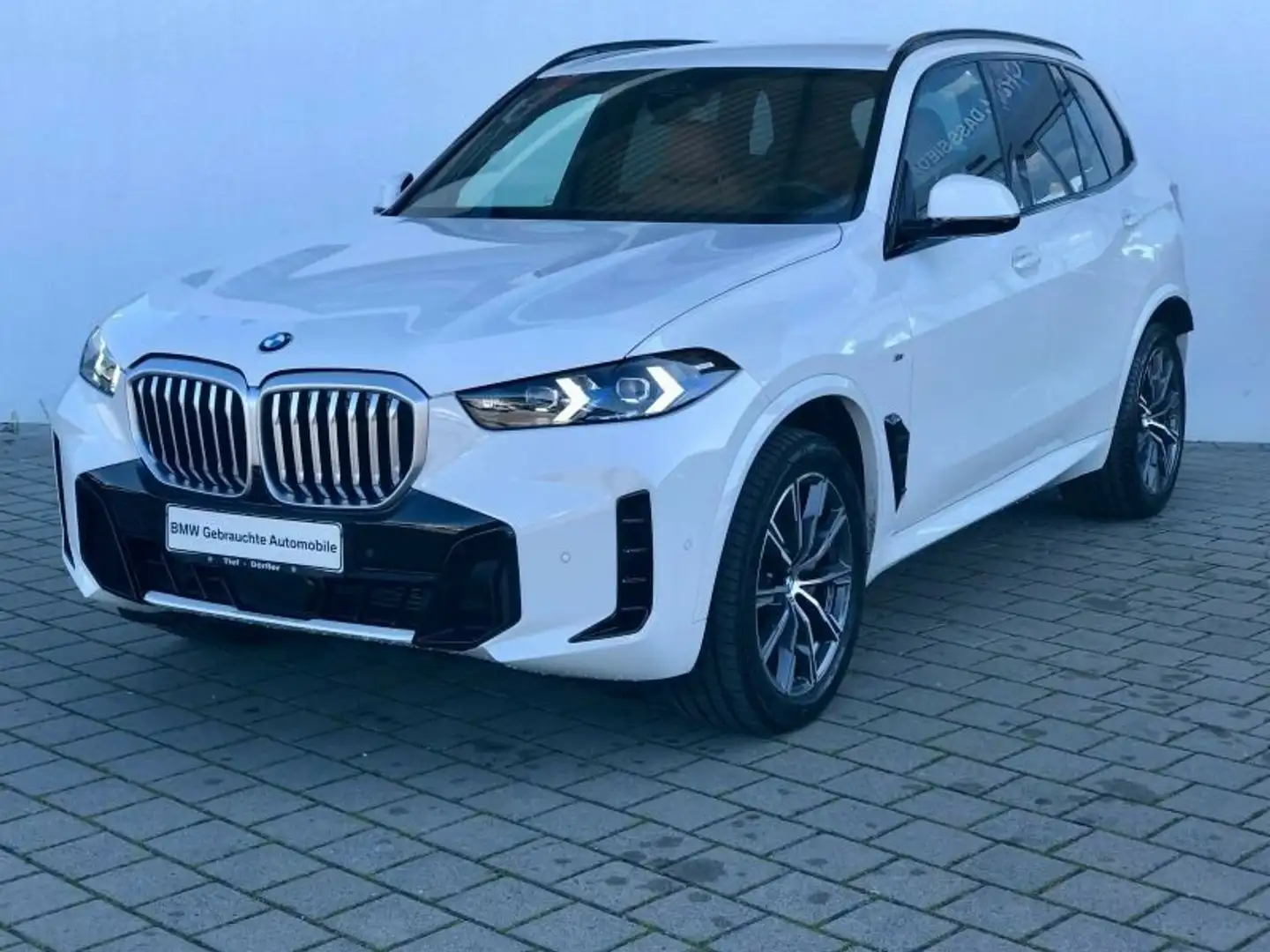 BMW X5 xDrive30d SAG M Sport AHK/LED+/GEST/4xAC/hk Weiß - 2
