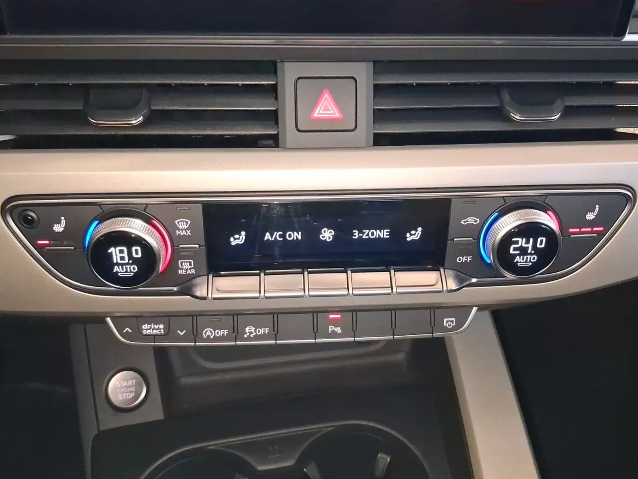 Audi A4 Avant 35 TDI Adv.,Navi,LED,ACC,Pano,Kamera, миниатюра 20