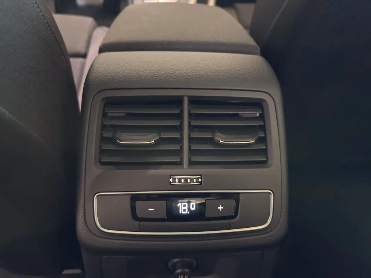 Audi A4 Avant 35 TDI Adv.,Navi,LED,ACC,Pano,Kamera, миниатюра 22
