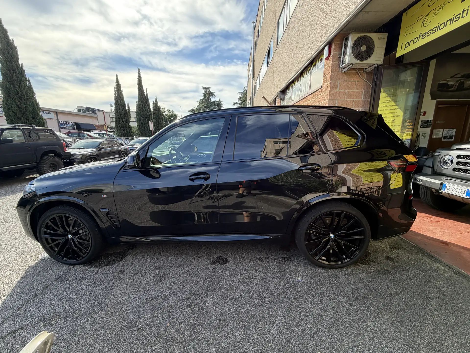 BMW X5 2025 검정 사진 3