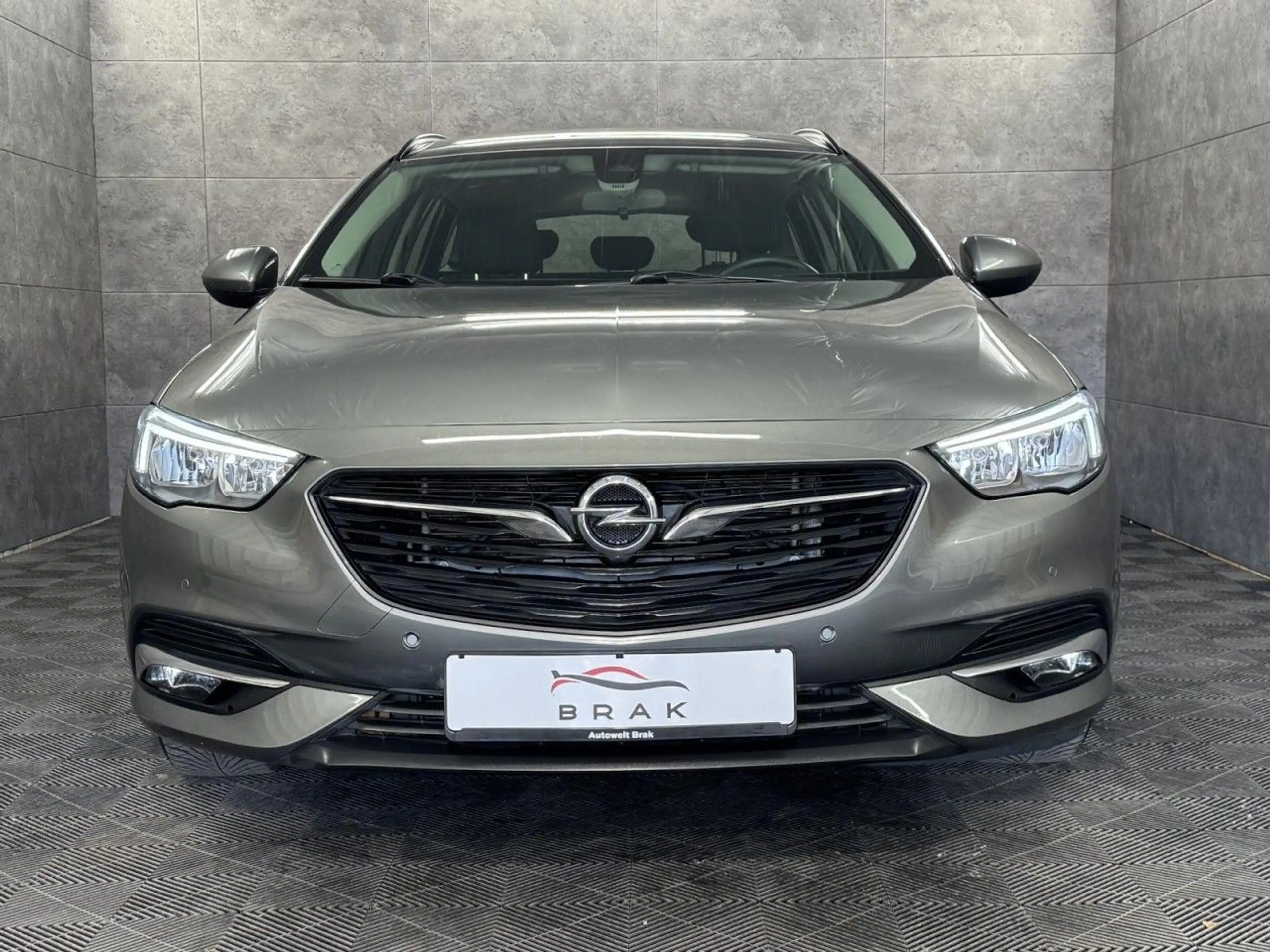 Opel Insignia Sports Tourer Tempo*AKH*Kamera*CarPlay — photo 2