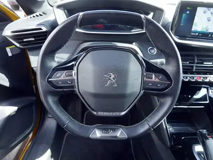 Annonce voiture d'occasion Peugeot e-208 - CARADIZE