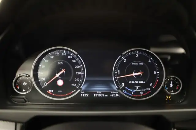 BMW X6 view 14